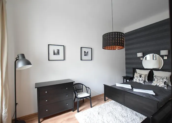 Luxury Apartment by Hi5-Városház Suite