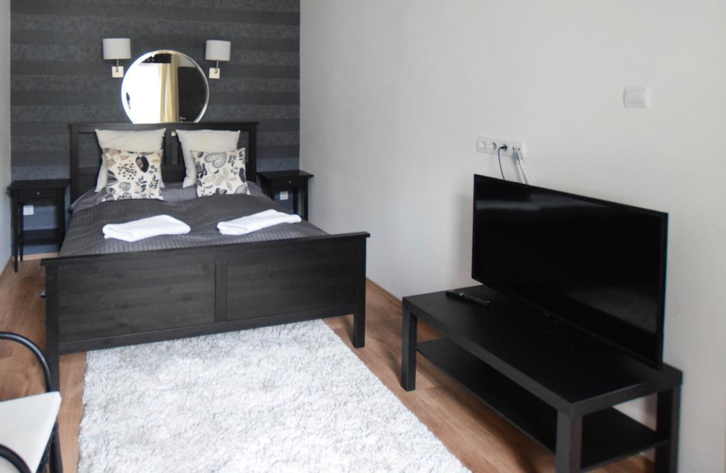 Luxury By Hi5-városház Apartman *
